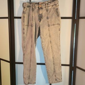 Universal threads high rise straight leg